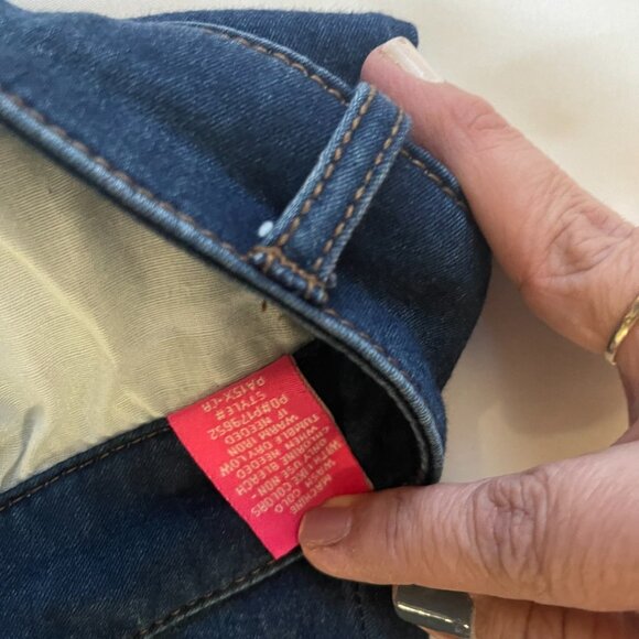 Almost Famous Midrise Jeans 7 - Picture 6 of 11